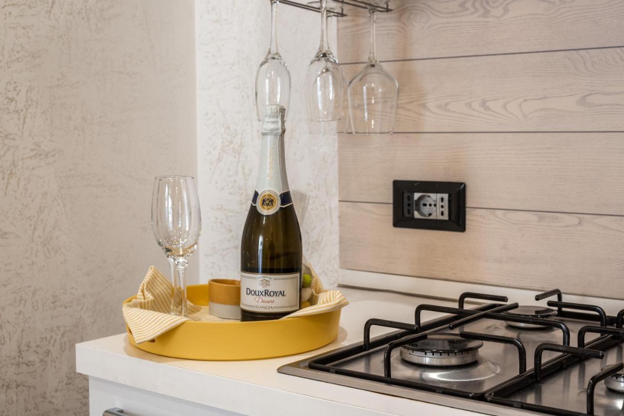 Yhellow Home Comfy Apartment Bari Exteriör bild