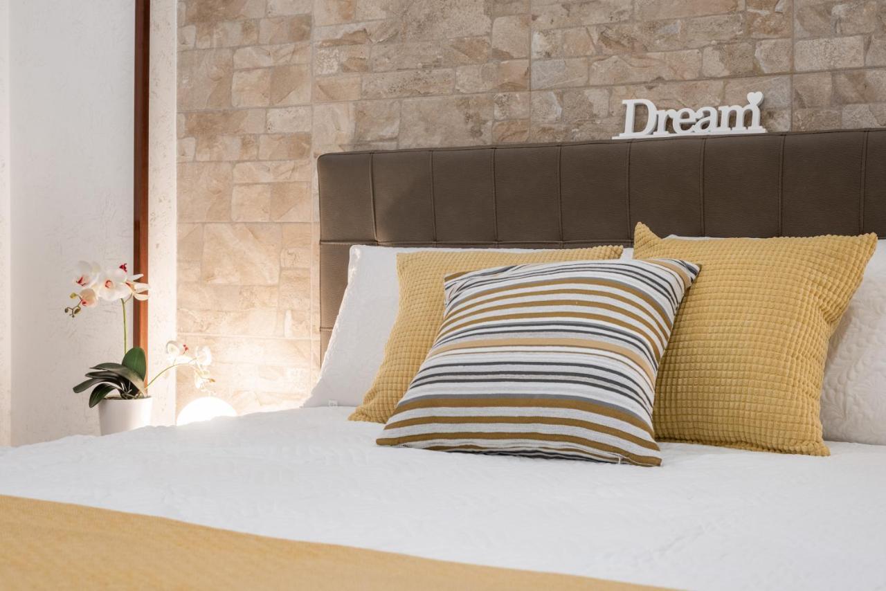 Yhellow Home Comfy Apartment Bari Exteriör bild